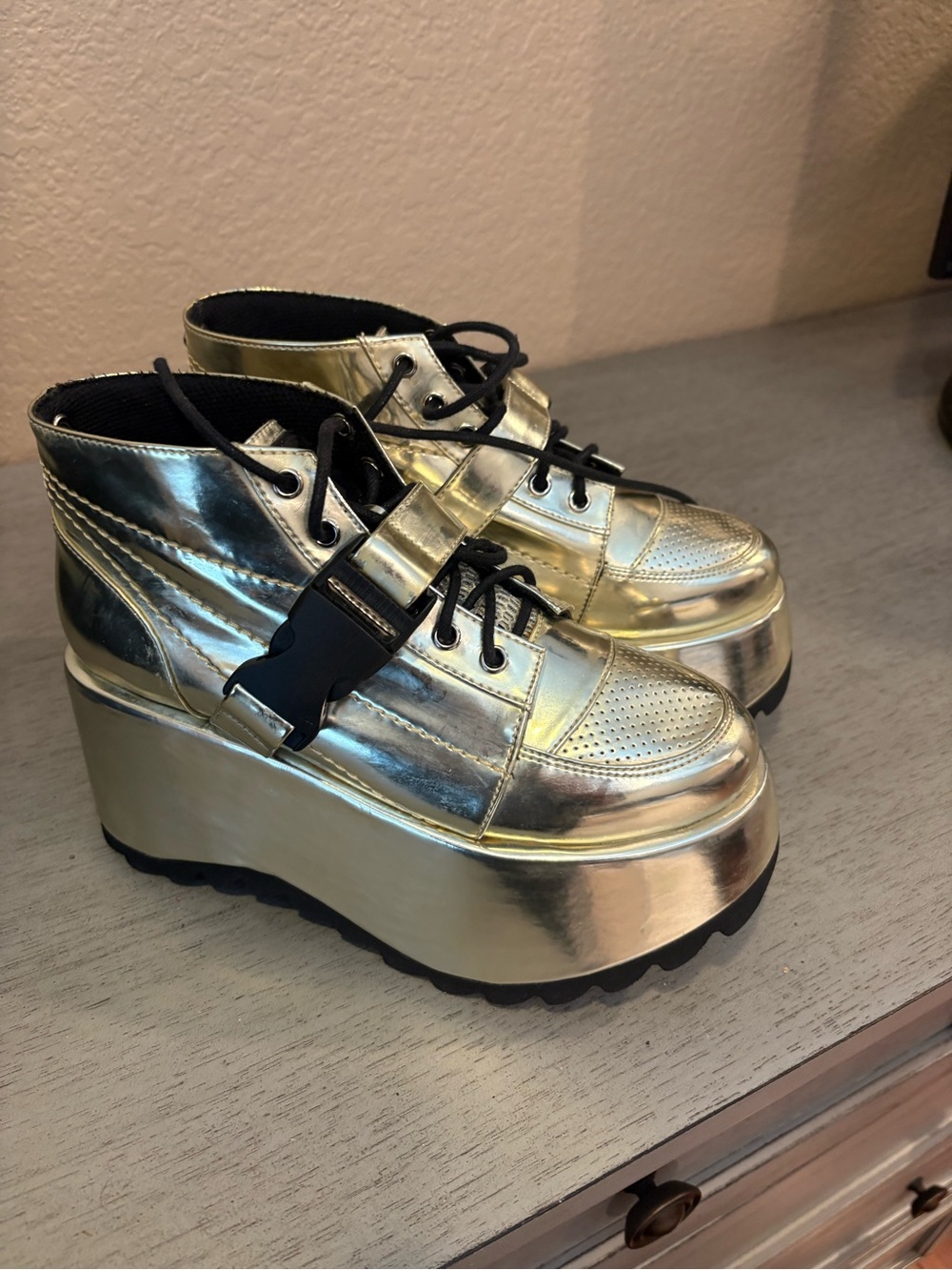 ESQ Gold Metallic Platform Sneakers Chunky Lug Sole High Tops Size 6